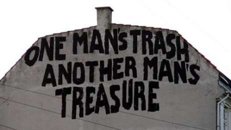 τρόφιμα στα σκουπίδια